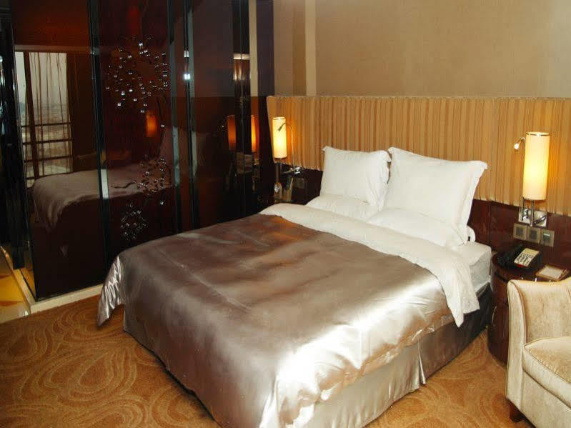 Hotel Fortune Šun-te Exteriér fotografie
